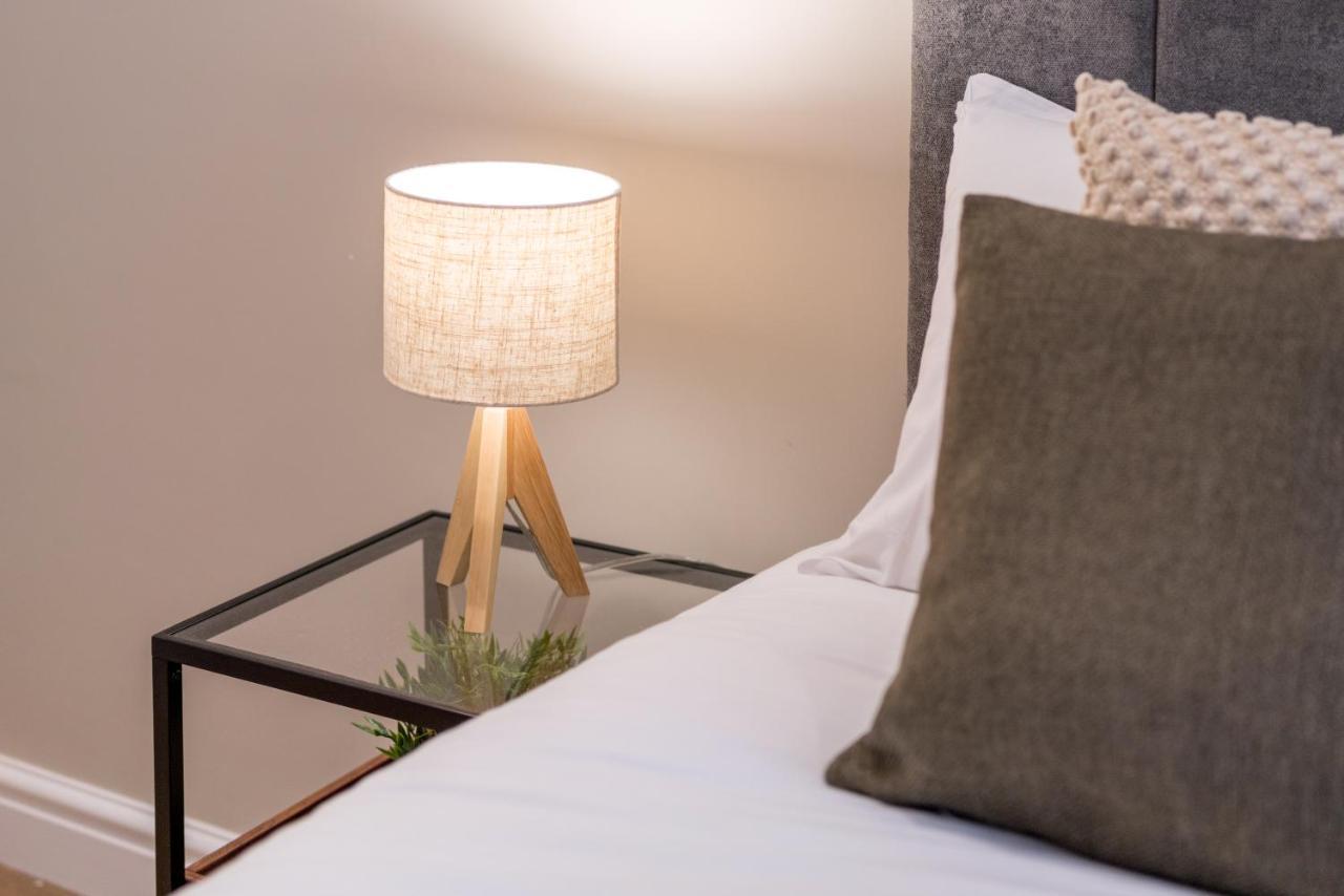 Westfield Apartment 2 Bedroom Near Notting Hill 런던 외부 사진